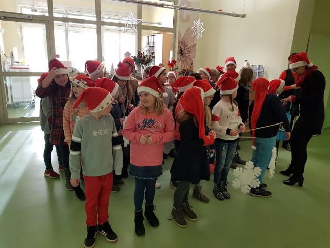 Bild Weihnachtliches Singen auf den Stationen in Wriezen